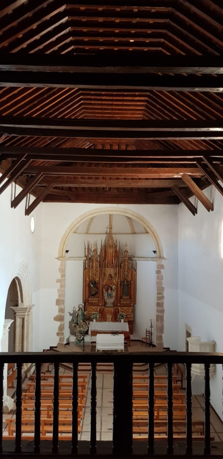 Iglesia de abajo. Interior